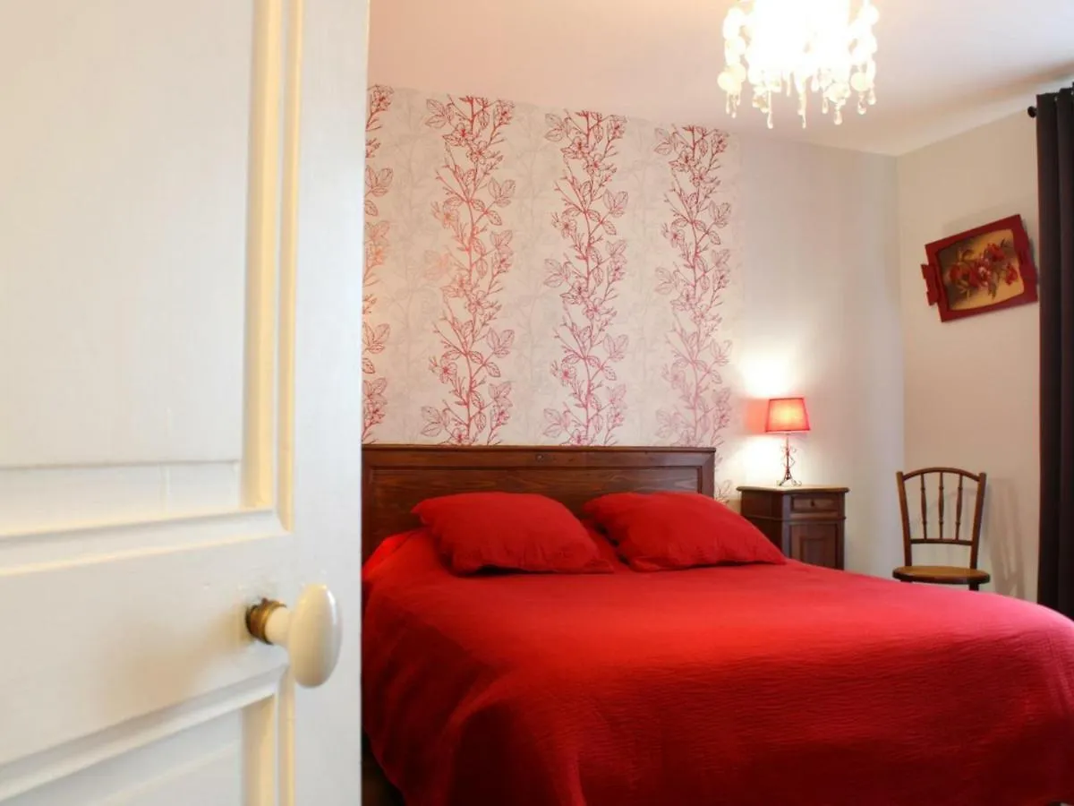 Grand Gite Familial A La Campagne Avec Jardin Et Veranda, Pres De Vichy Et Moulins - Fr-1-489-256 Cindre