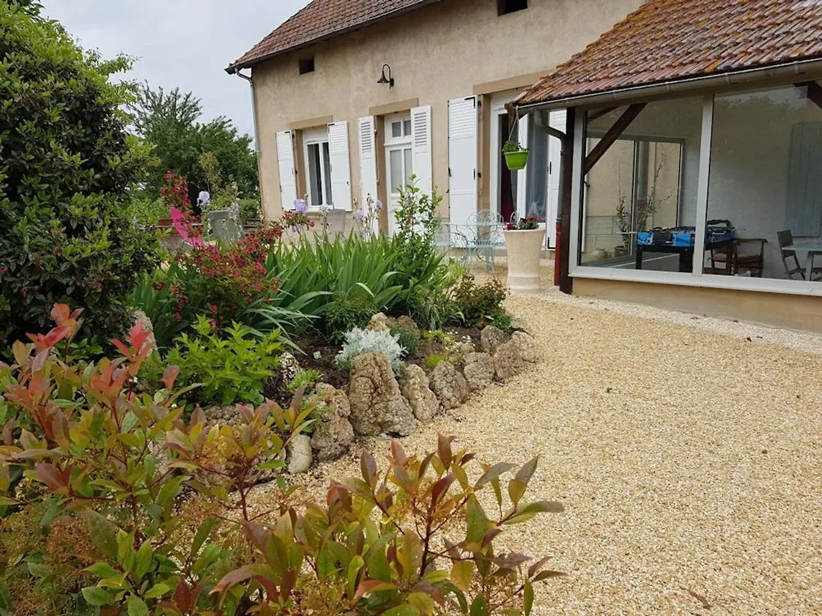 Holiday home Grand Gite Familial A La Campagne Avec Jardin Et Veranda, Pres De Vichy Et Moulins - Fr-1-489-256 Cindre France